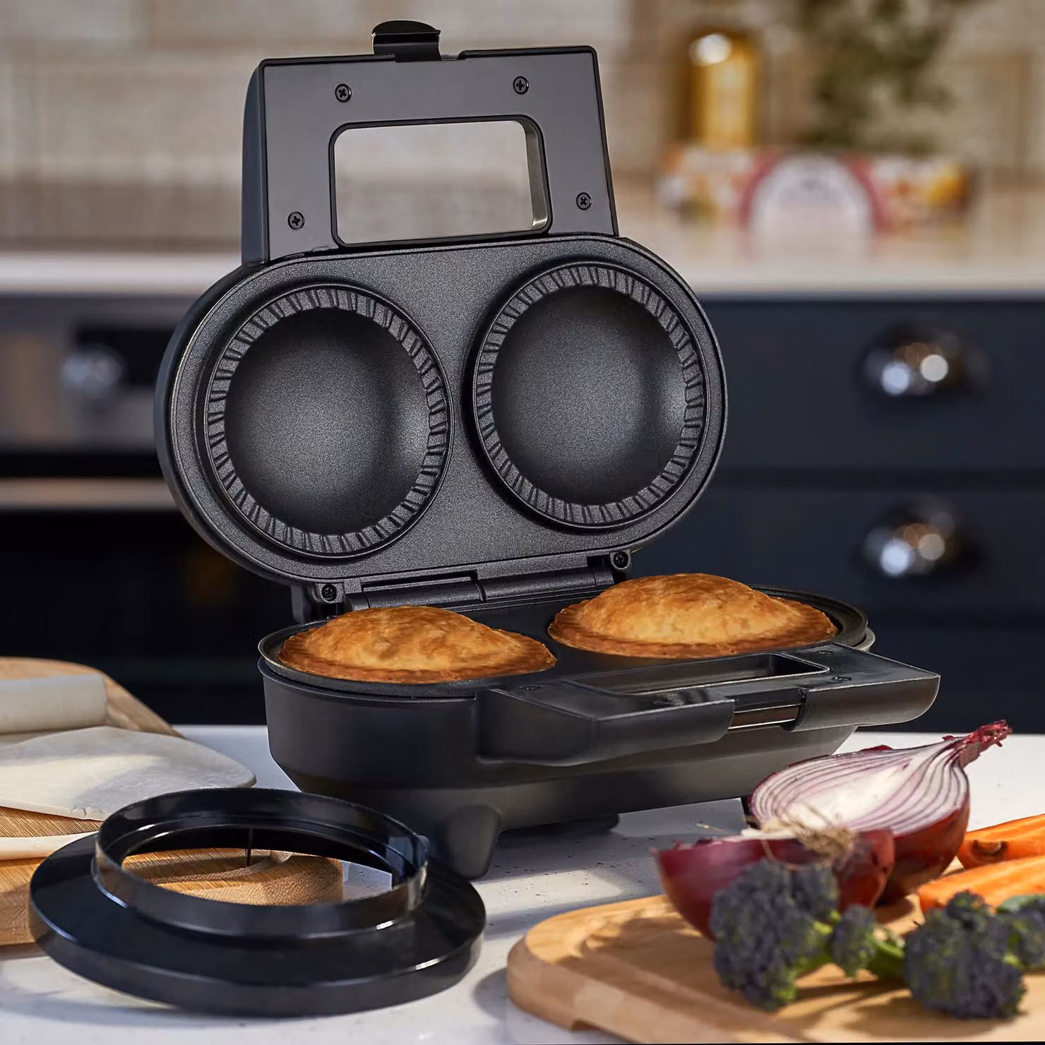 Cooks Professional Deep Fill Pie Maker with Crimping Edge, Spatula and Cutter, 2-Pie Capacity, Black – 4