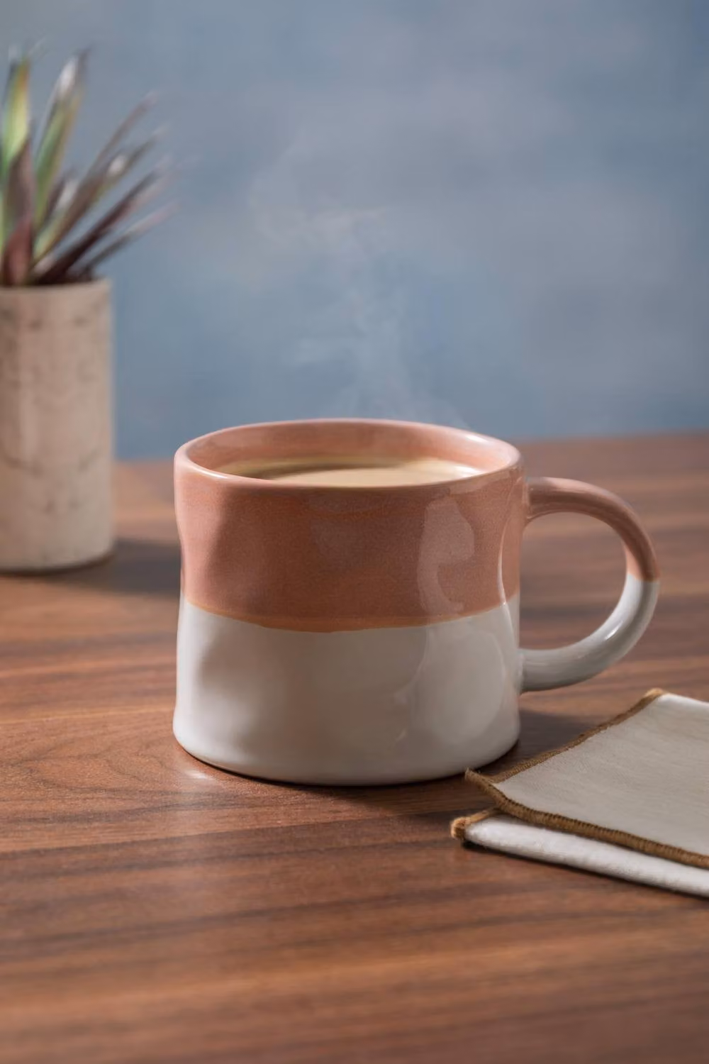 Mikasa Set of 4 Ombre Pink and White Stoneware Mugs, 350 ml – 2