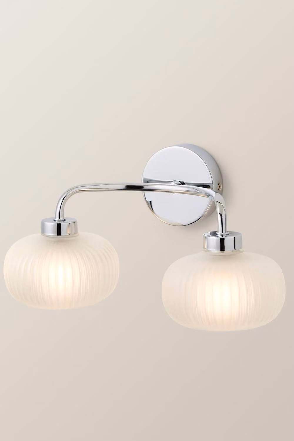 ValueLights Amaia Chrome 2 Way Up and Down Wall Light with Frosted Glass Lampshades and Bulbs, Silver – 2