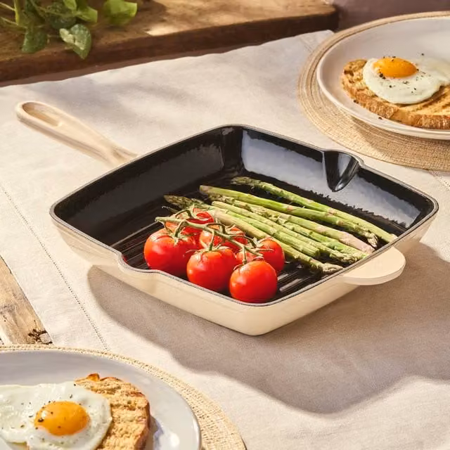 Cooks Professional 26cm Square Cast Iron Enamel Grill Pan in White
