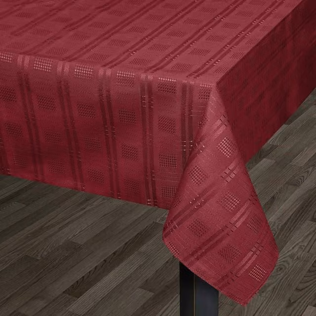 Kitchen Trends Hampton Jacquard Tablecloth in Red