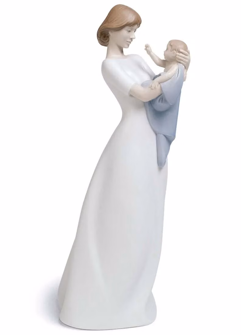 Lladró A Mothers Treasure Porcelain Figurine in Multicolour and White