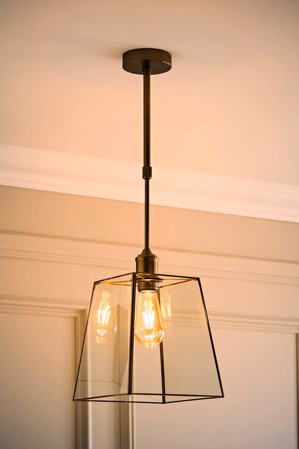ValueLights Susie Adjustable Glass Lantern Pendant Ceiling Light with Bulb in Bronze – 2