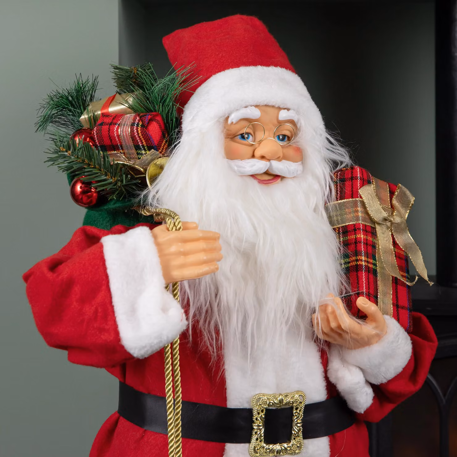 Samuel Alexander Classic Red Standing Santa Claus Christmas Decoration with Gift Sack, Height: 80 cm – 5