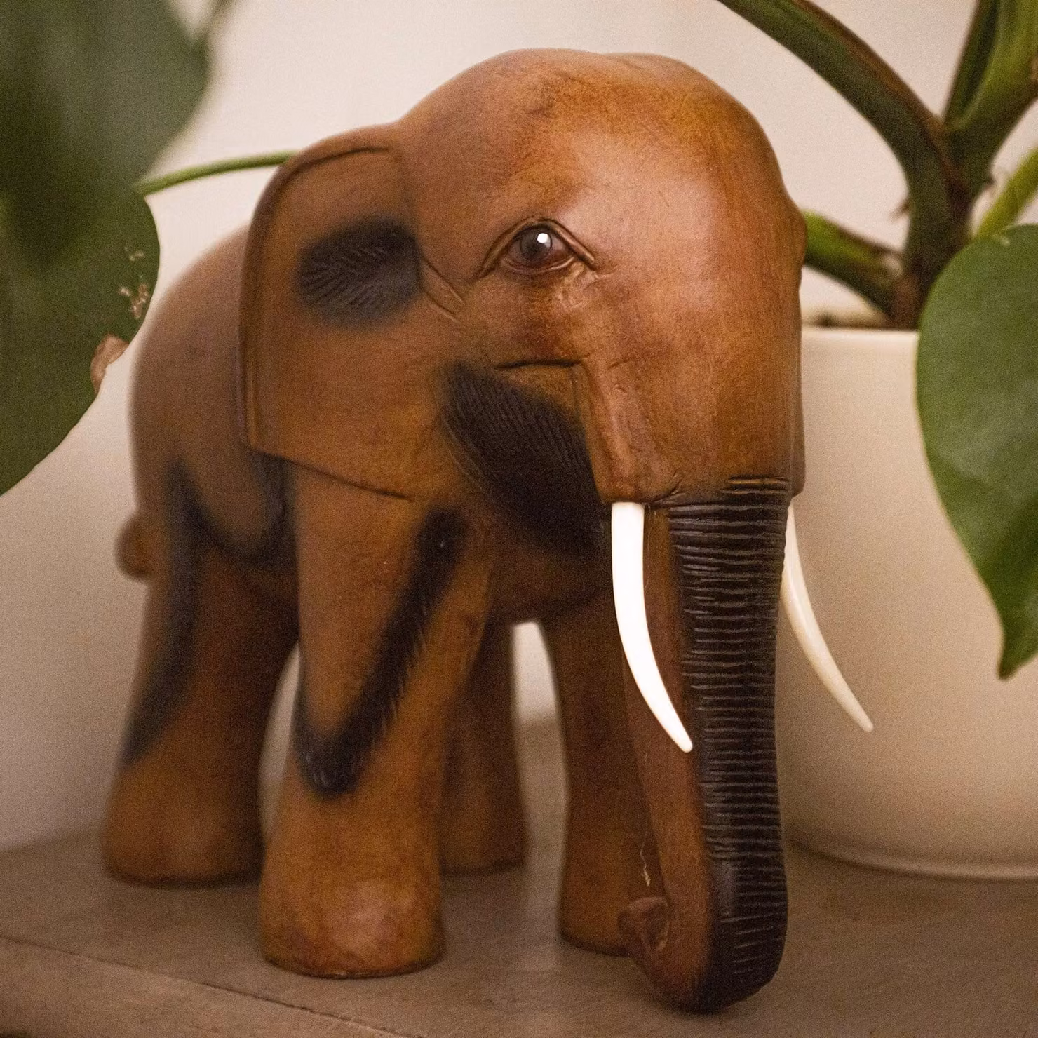 Marco Paul Brown African Elephant Garden Ornaments in Polyresin and Wood – 7