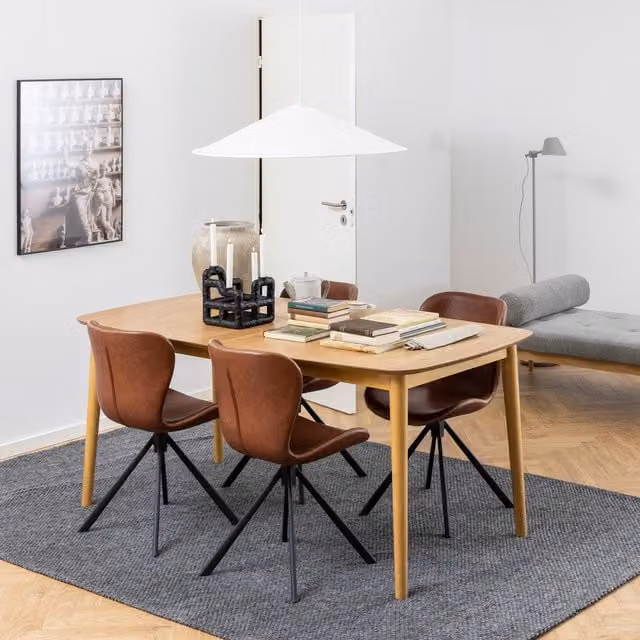 Furniture To Go Montreux Rectangular Extending Dining Table in Oak