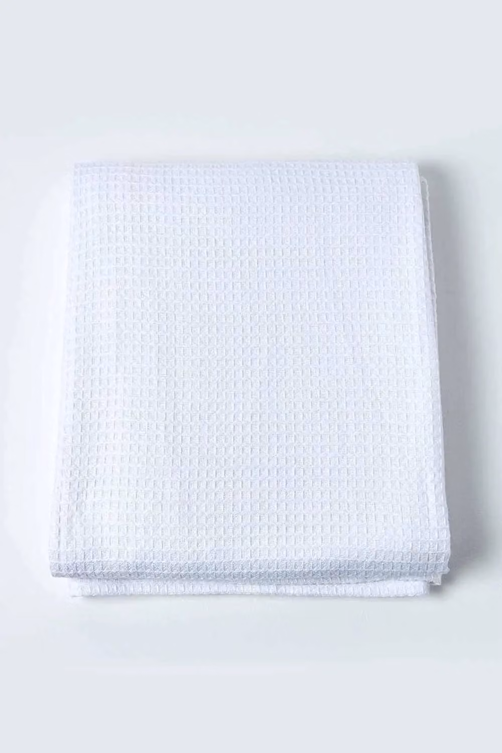 Homescapes Cotton Waffle Pique Throw Blanket in White, W: 250 cm, D: 230 cm