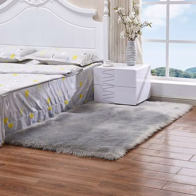 Livingandhome Modern Grey Rectangular Shaggy Polyester Rug, W: 90 cm, H: 5.5 cm