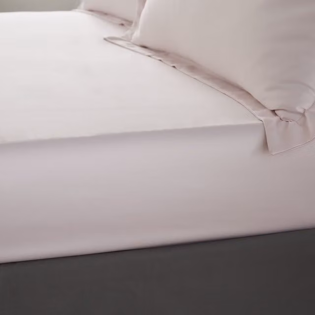 Catherine Lansfield Silky Soft Satin Super King Fitted Sheet, Pink, W/D/H: 200 x 200 x 30 cm – 1