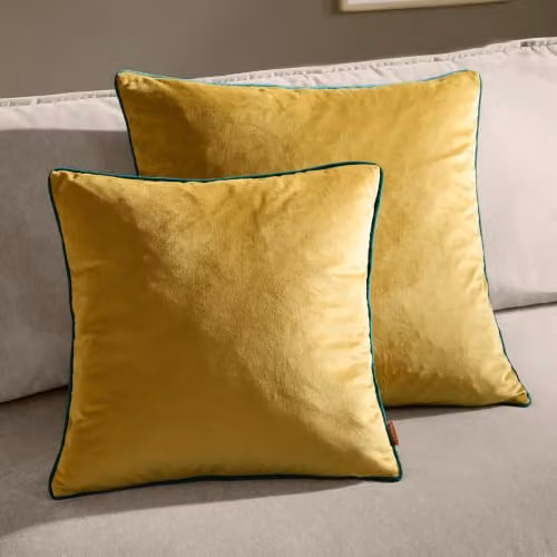 Riva Home Green Plain Square Polyester Cushion with Hollow Fibre Filling, 55 x 55 x 55 cm – 3