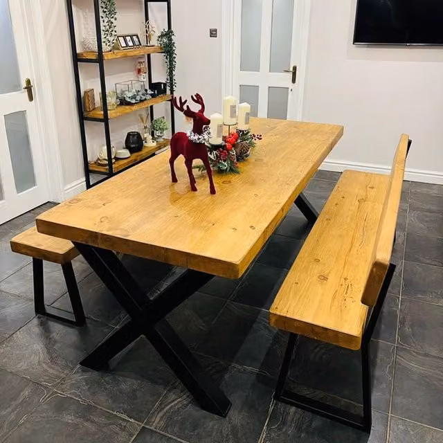 TRL Handmade Furniture Chunky Rectangular Oak Dining Table in Mid Oak, W: 160 cm, D: 140 cm