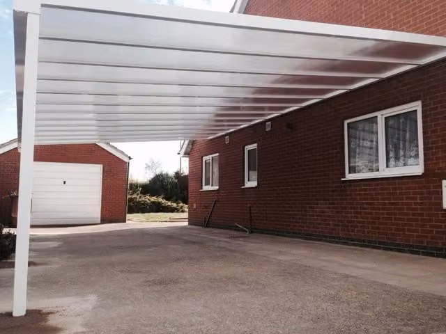 Milwood Group Simplicity 35 Aluminium Lean-to Pergola Veranda in White with Polycarbonate Roof, W: 2100 cm, D: 500 cm