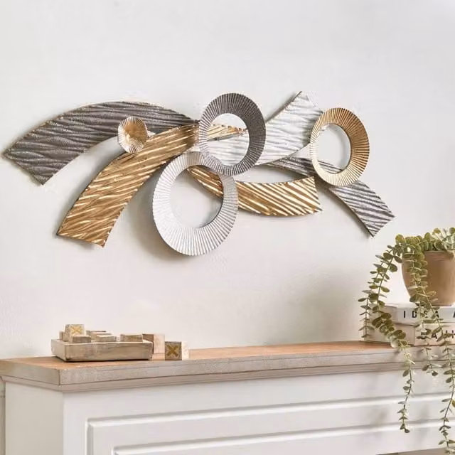 Wyld and Coco Gold Geometric Metal Wall Art - Abstract Round Design, W/D/H: 90 x 90 x 3.1 cm – 1