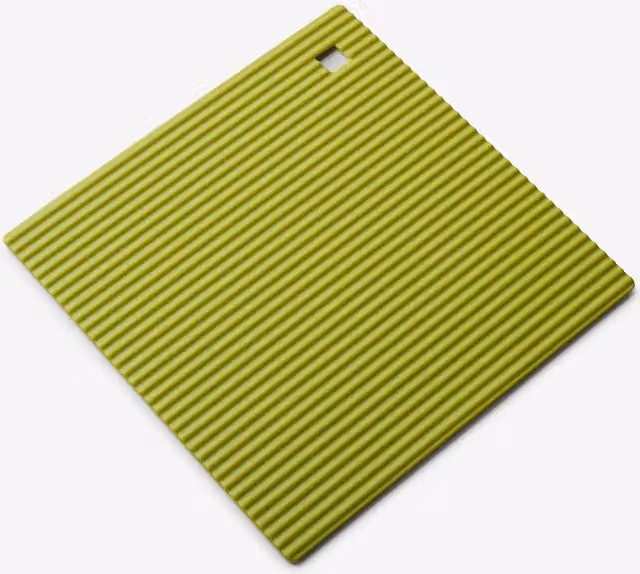 Zeal Silicone Square Non-Slip Hot Mat Trivet in Green, W/D/H: 18 x 18 x 1 cm