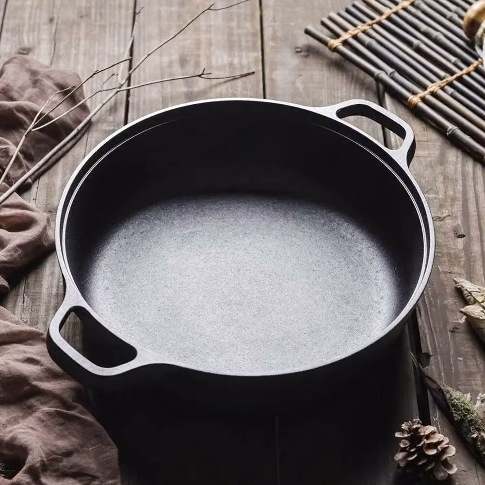 PAWNORA Pre-Seasoned Cast Iron Frying Pan Skillet Griddle in Black, 22 cm – 4