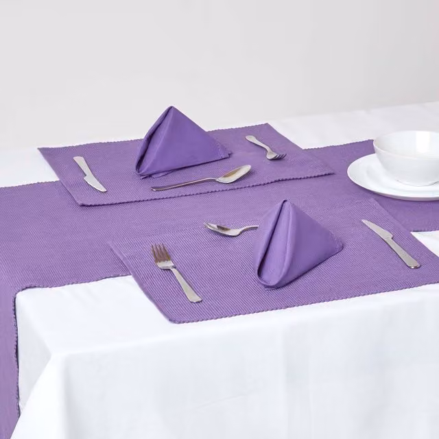Homescapes Pack of 2 Plain Cotton Placemats in Purple