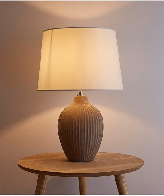 K LIVING Ceramic Table Lamp with Brown Textured Base and Beige Fabric Shade