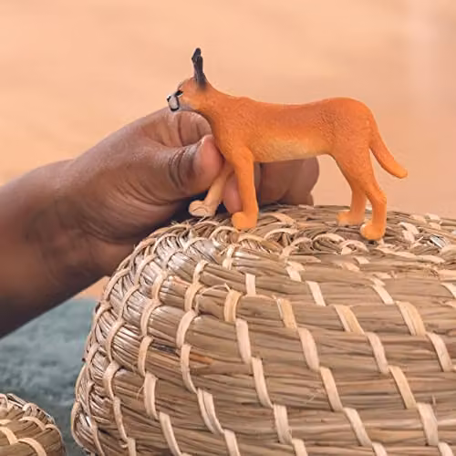 Schleich Wild Life Caracal Female Toy Figurine in Orange and Multicolour – 2