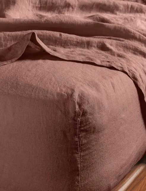 Bedfolk Pure Washed Linen Deep Fitted Sheet, Red, W: 140 cm, L: 200 cm