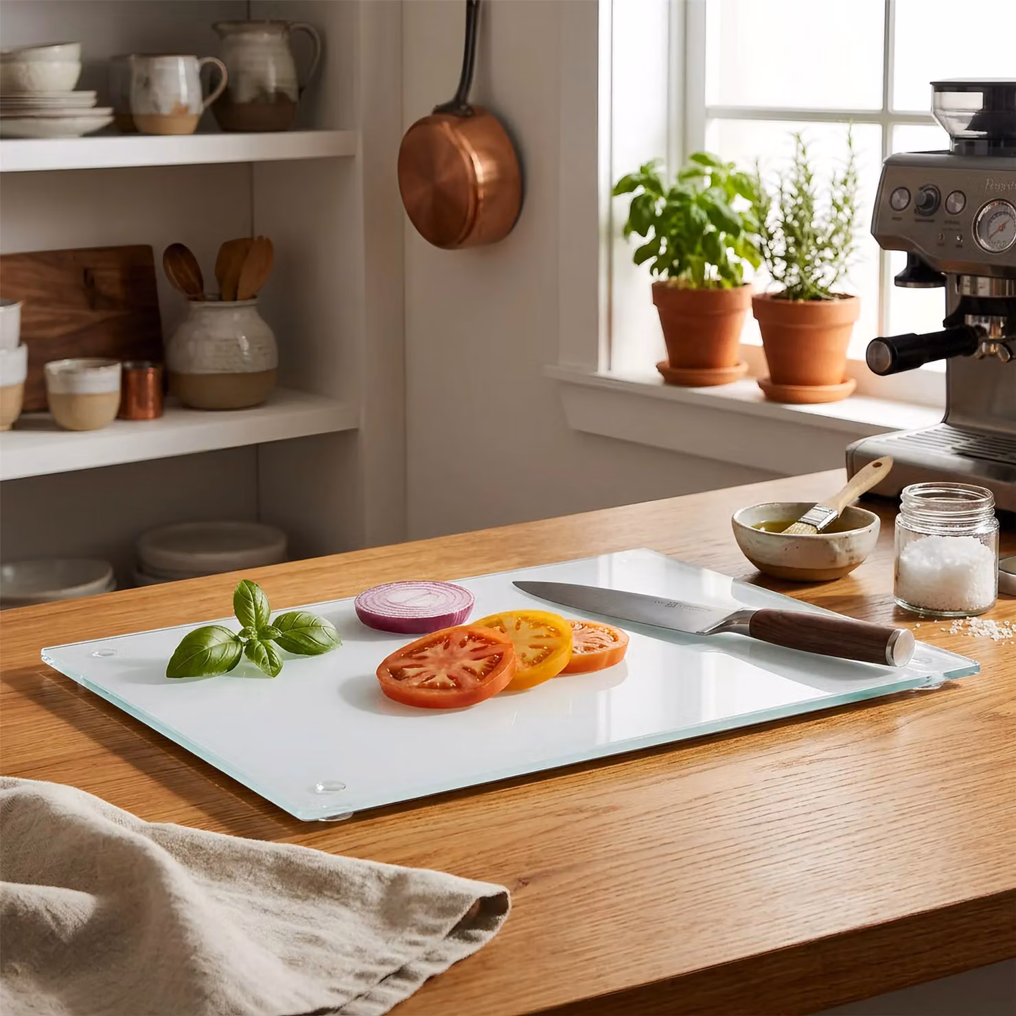 Harbour Housewares Glass Chopping Board in White, W: 50 cm, D: 40 cm – 5