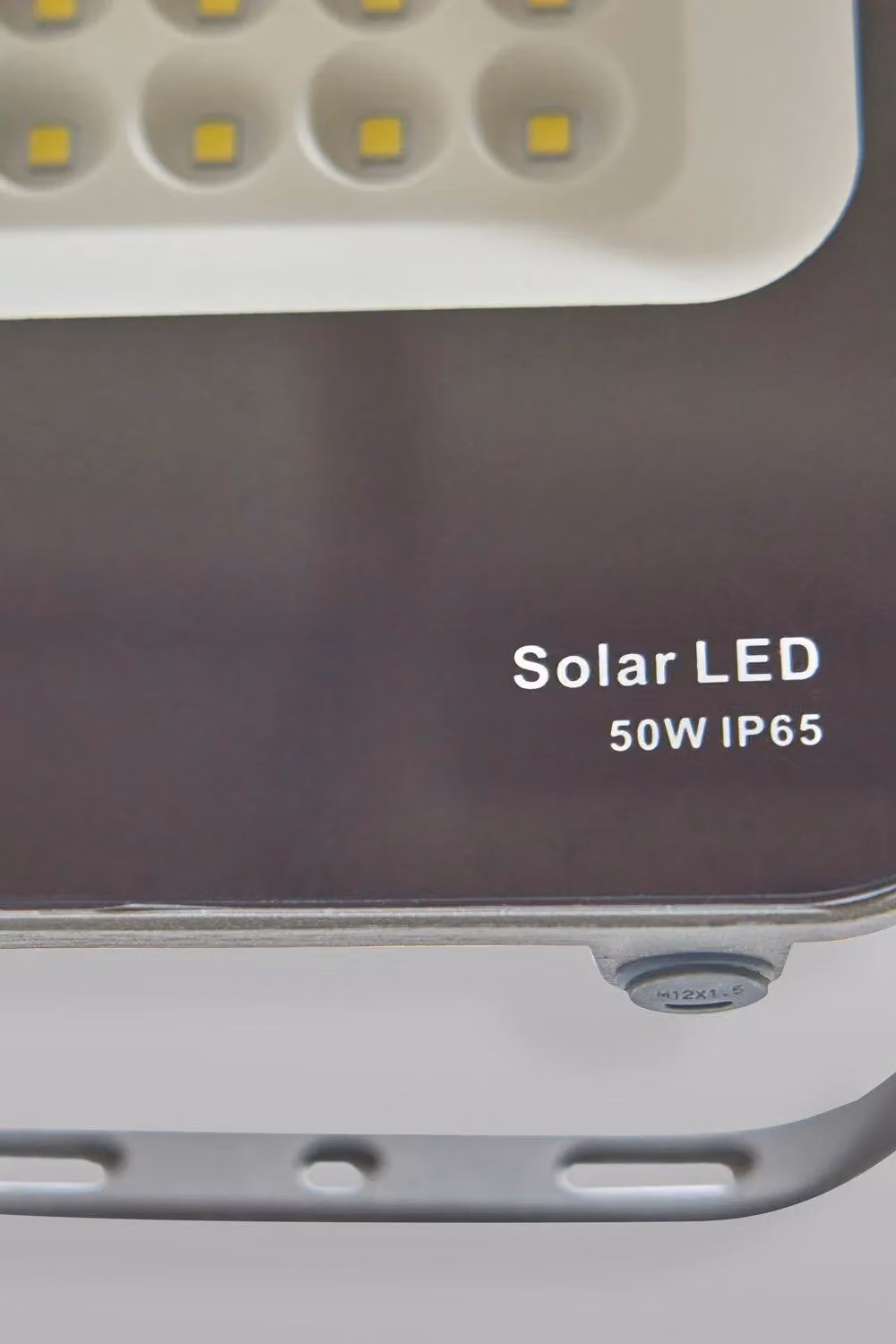 BHS Lighting Aster Solar Outdoor Flood Light in Grey – 2