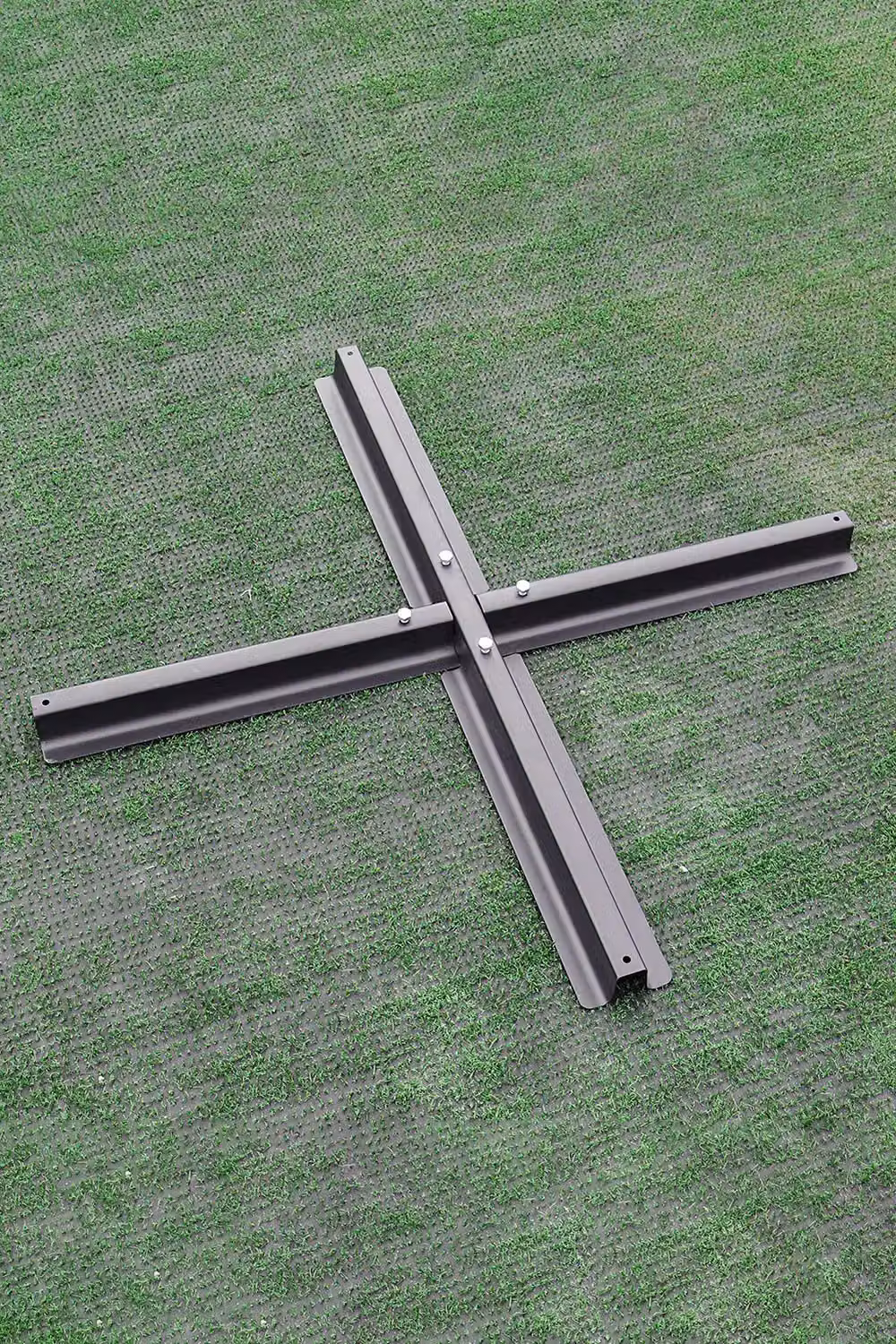 Living and Home Lightweight Metal Parasol Base, 48mm Black Cross Stand, 2kg – 4