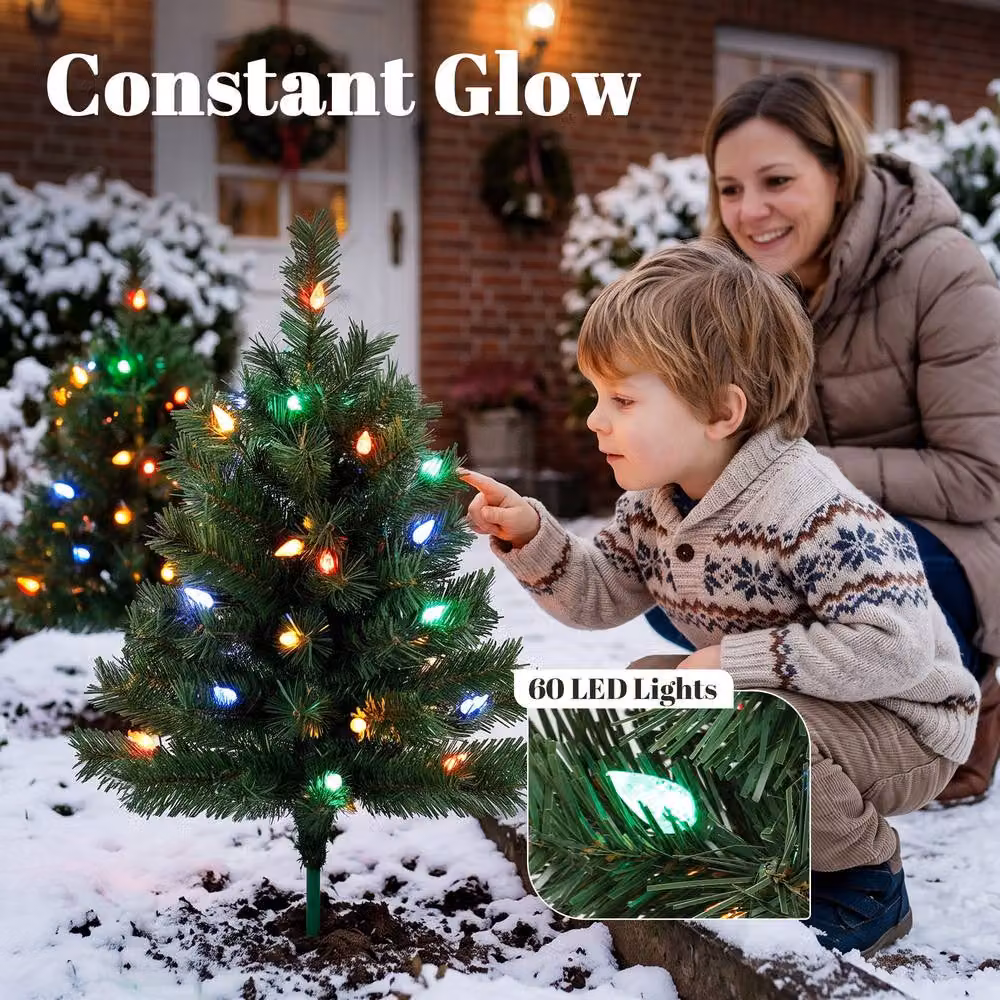 HOMCOM 2-Pack Green LED Prelit Christmas Trees with Ground Stakes, Height: 60 cm – 5
