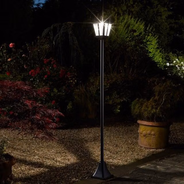 Garden Mile Large Modern Solar Lamp Post in Black