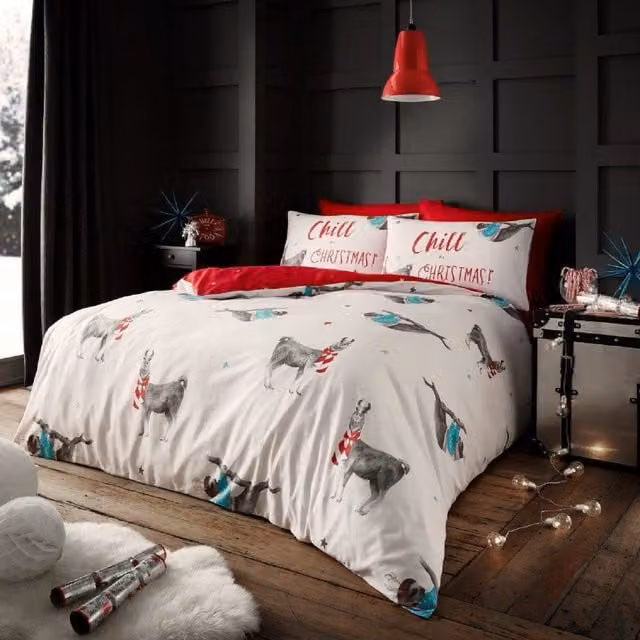 Smart Living White Christmas Printed Polycotton Duvet Cover and Pillowcases Set, W/D/H: 200 x 200 cm, Pillowcases: 50 x 75 cm