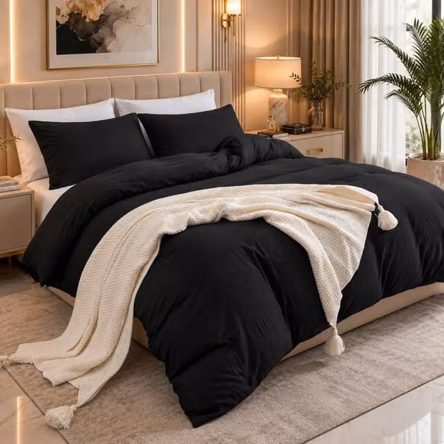 Pamposh 2 Pack Reversible Microfibre Duvet Cover and Pillowcase Set in Black, Double (140 x 200 cm) – 1