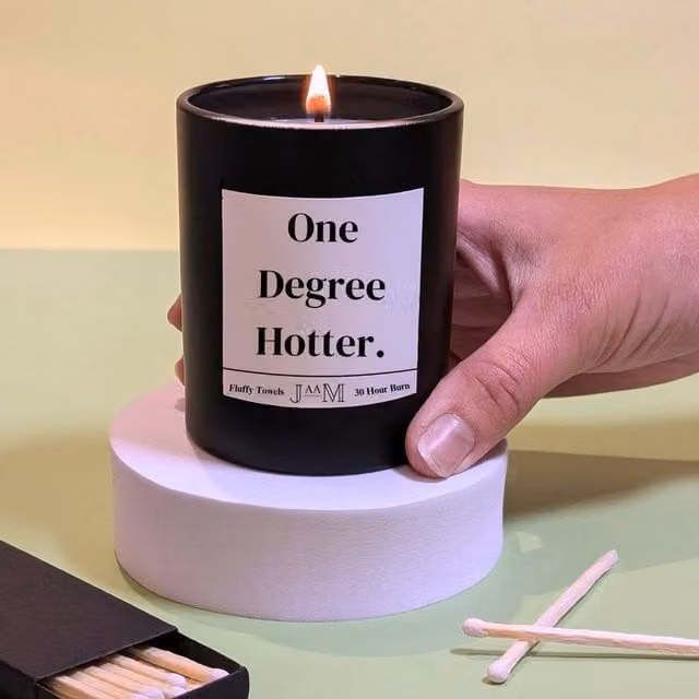 JAAM One Degree Hotter Graduation Candle in Black and White – 1