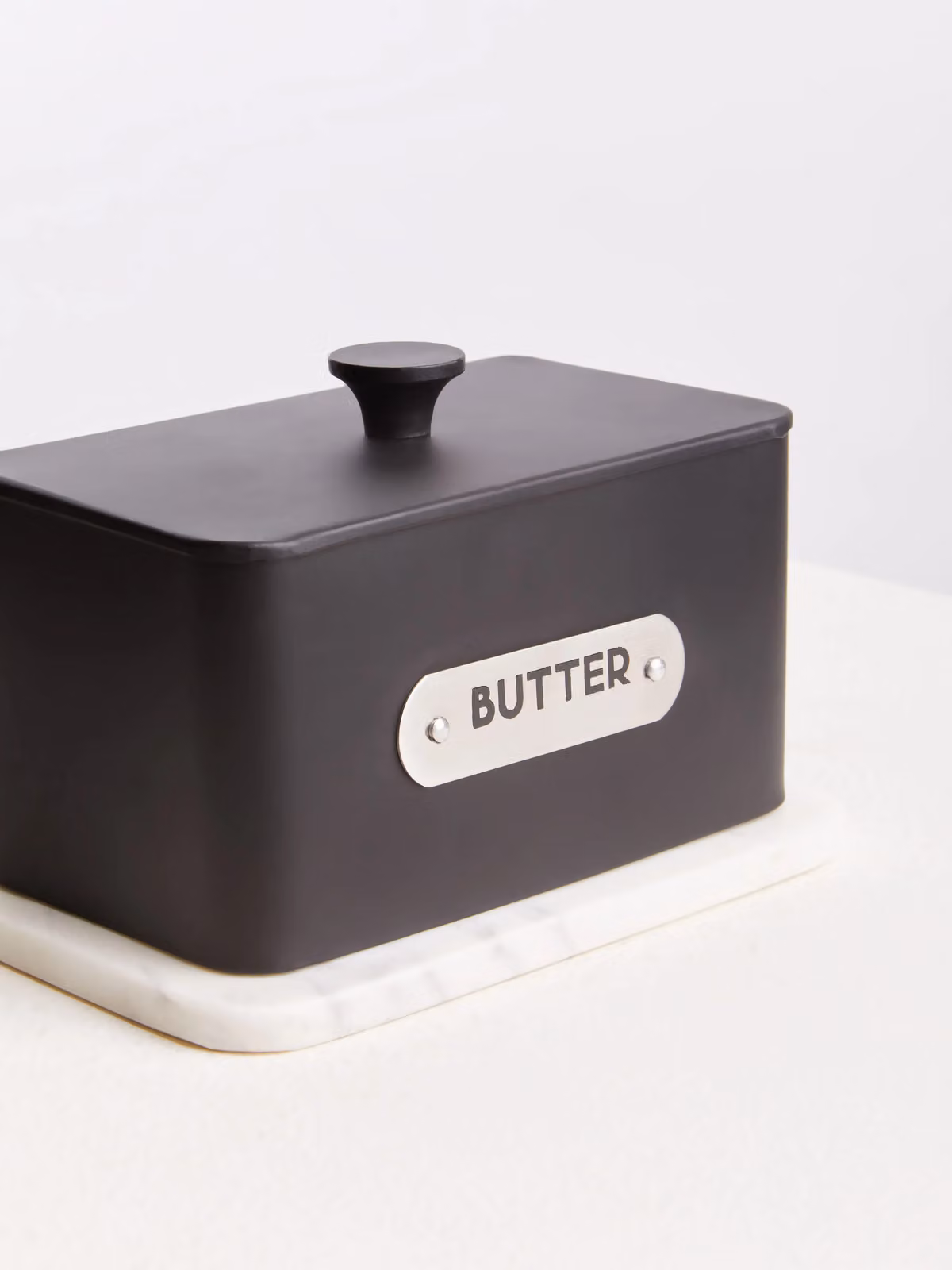 Orsina Rectangular Ceramic Butter Dish with Lid in Black, Silver or White, W/D/H: 18.0 x 12.0 x 7.0 cm – 4