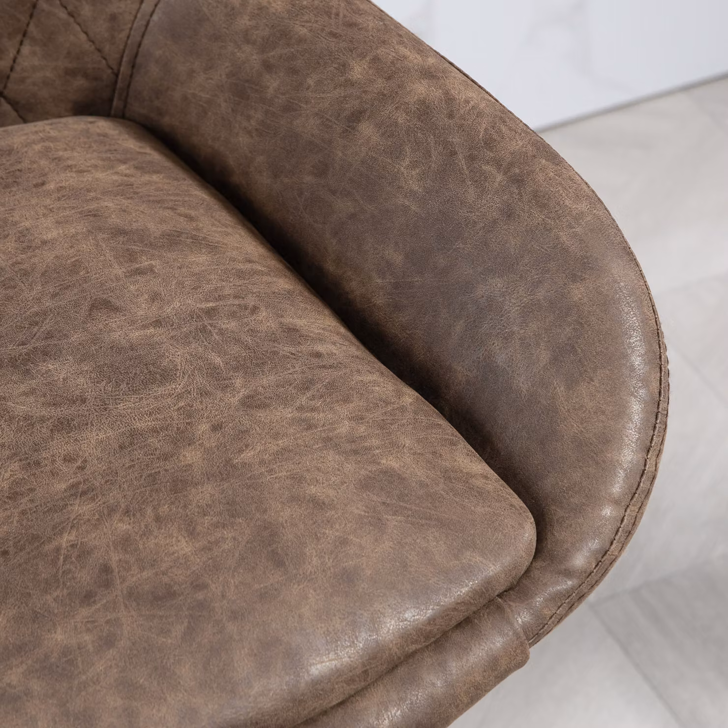 HOMCOM Set of Two Retro Adjustable High Back Bar Stools in Brown Faux Leather with 360 Degree Swivel – 8