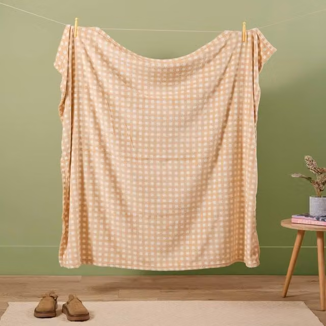 Furn Yellow Gingham Check Soft Fleece Throw, W/D/H: 130 x 150 cm – 1