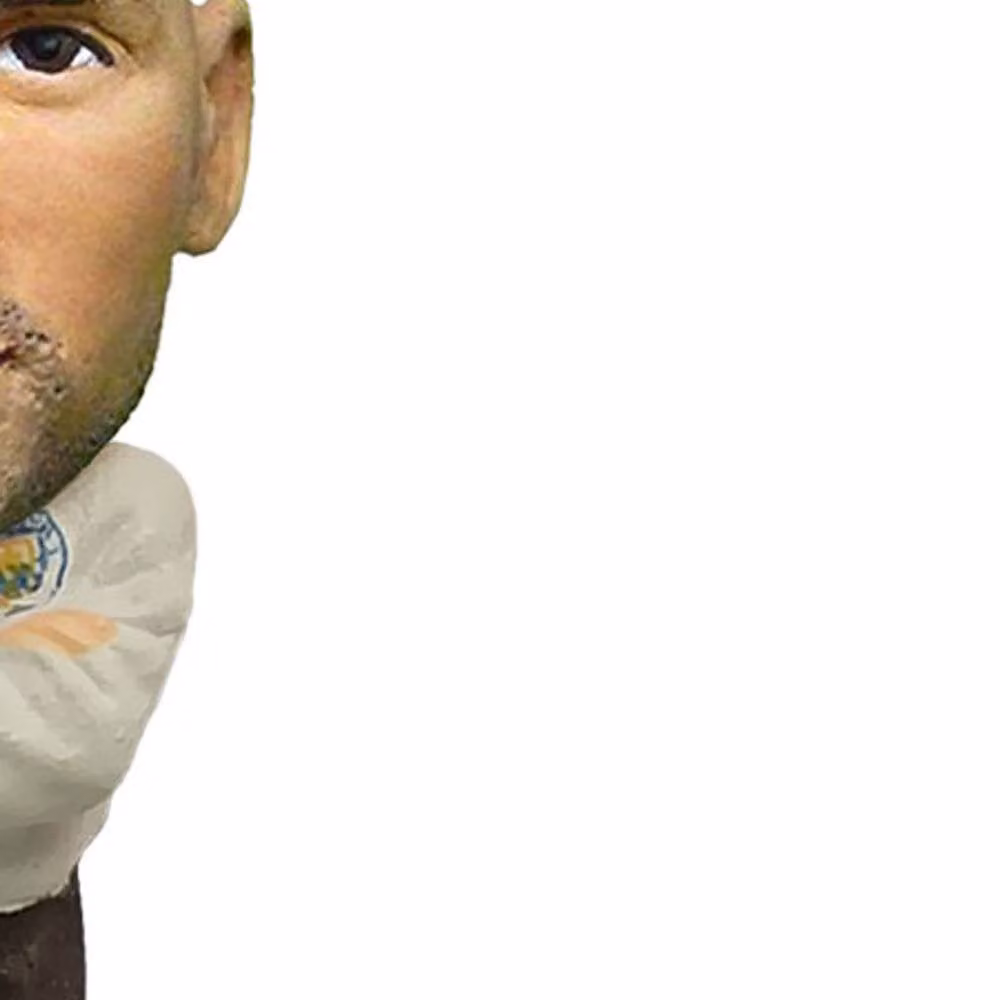 Manchester City FC Pep Guardiola SoccerStarz Football Figurine, Black – 2