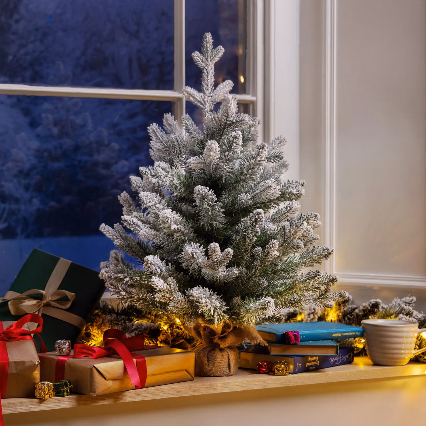 Christow Mini Tabletop Christmas Tree, Flocked Snowy Green and Beige Pine, H: 60 cm, W: 51 cm, D: 51 cm – 5