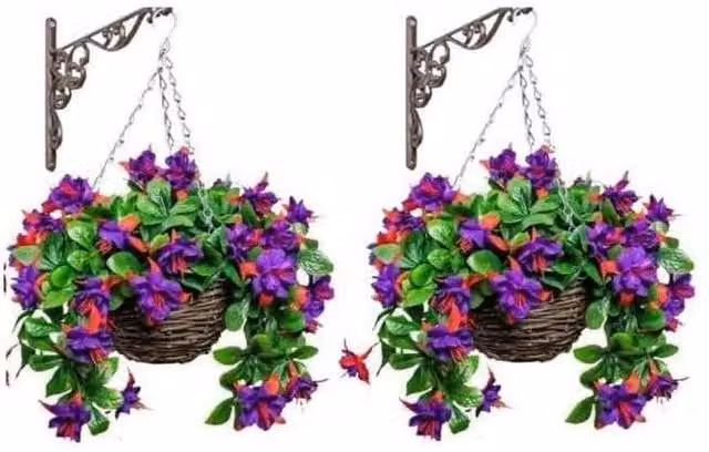 Primrose Pair of Artificial Purple Fuchsia Flowers in a Green Rattan Hanging Basket, Diameter: 25 cm
