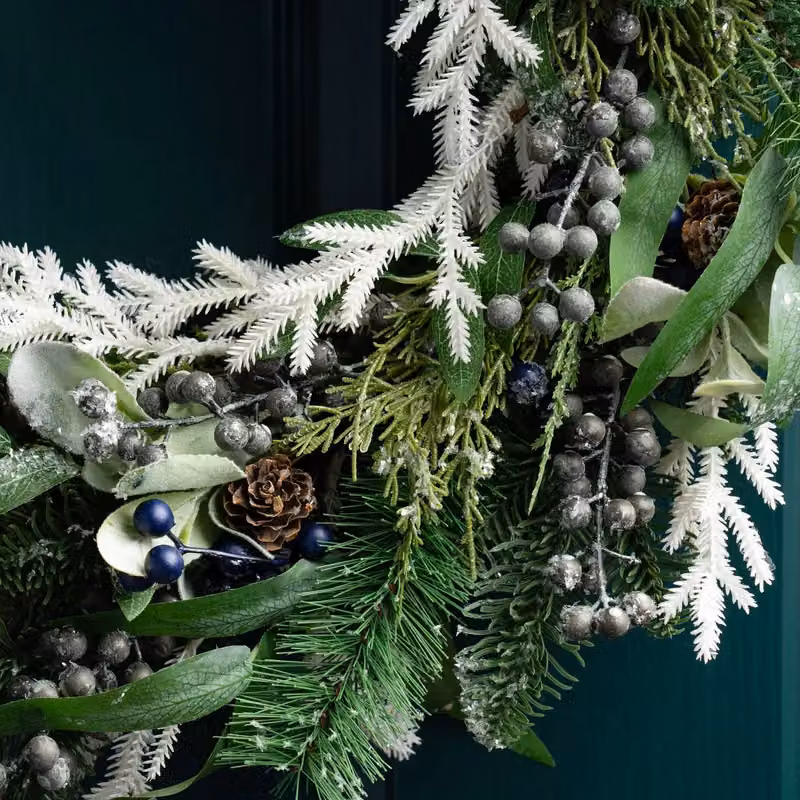 Scottish Everlastings Ltd Blue, Green and White Blueberry and Pine Christmas Wreath, Diameter: 60 cm – 3