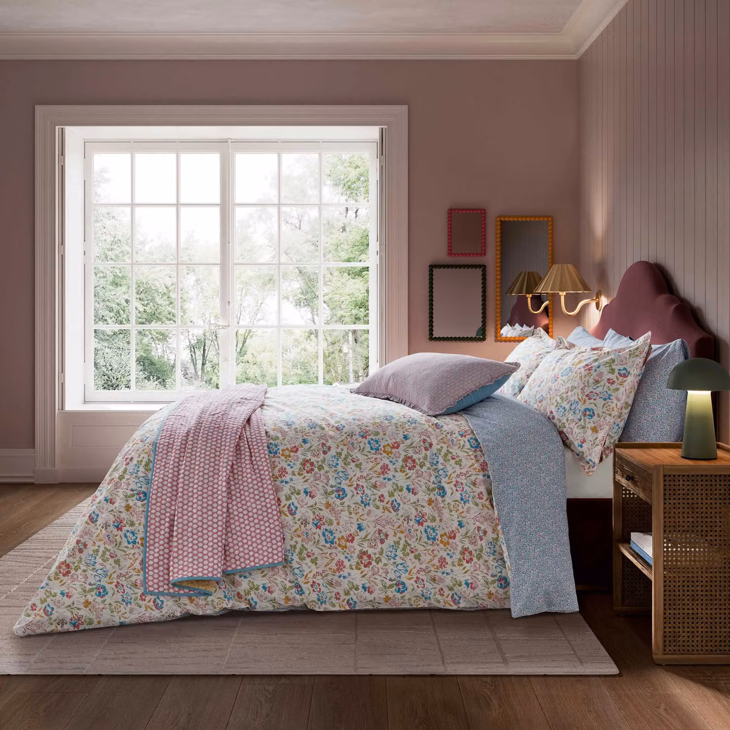 Land & Shore Meadowsweet Super Kingsize Cotton Percale Duvet Cover and Pillowcase Set, Multicolour – 2