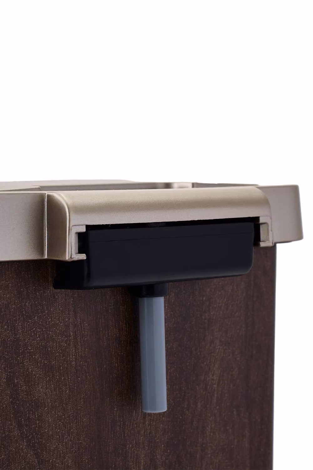 Garden Sanctuary Slim Pedal Rubbish Bin with Soft Close Lid and Removable Inner Bucket in Brown – 3
