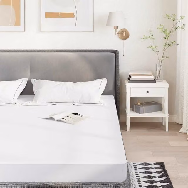 Berkfield Home Waterproof and Breathable Mattress Protector, White, W: 140 cm, D: 200 cm