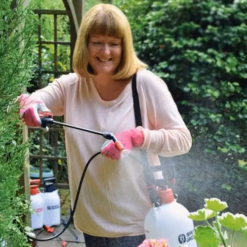 Spear & Jackson 5LPAPS 5 Litre Manual Pump Action Pressure Sprayer in White and Transparent – 3