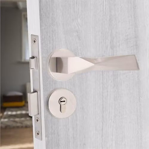Golden Grace Modern Aura Euro Lock Door Handle Set in Chrome Silver – 2