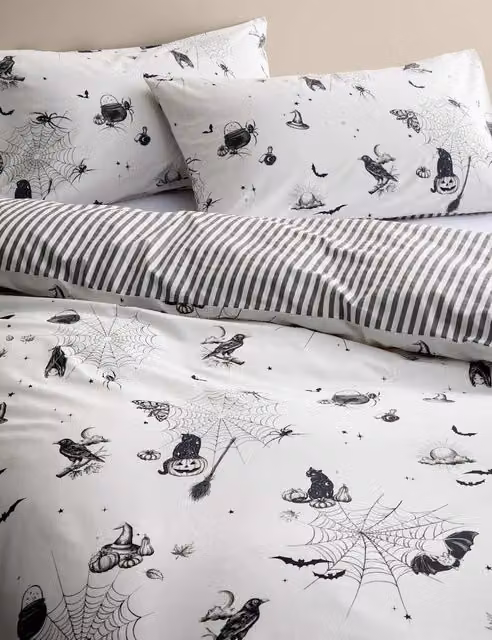 M&S Cotton Rich Reversible Halloween Printed Bedding Set, Black and White, 200 x 200 cm