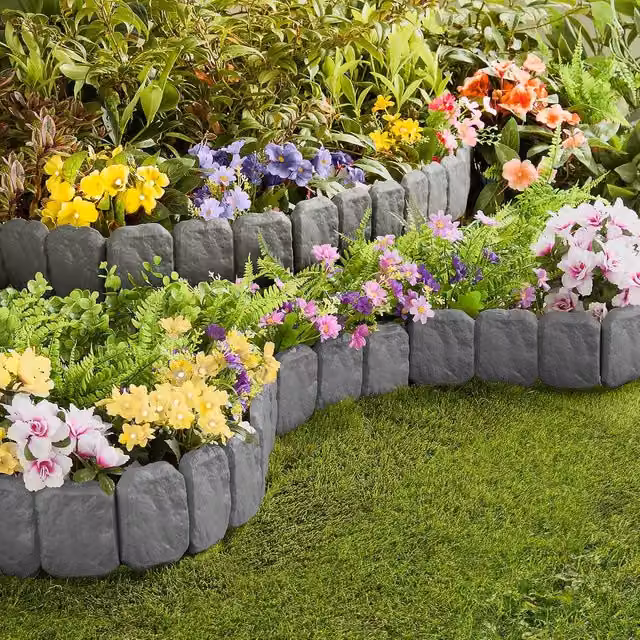 Gainsborough Pack of 40 Cobbled Stone Lawn Edging Panels, Dark Grey, W: 25 cm, H: 10 cm