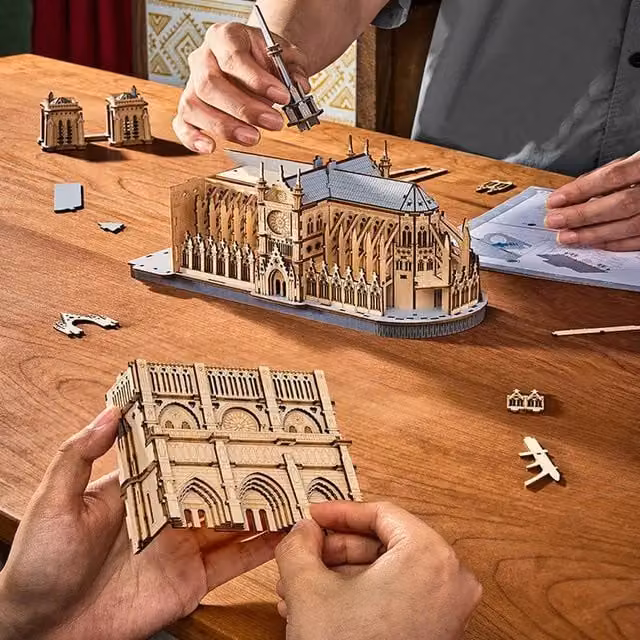 Syntego Paris Cathedral Elegant 3D Wood Puzzle Model in Beige and Orange