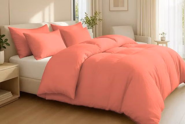 Pamposh Reversible Egyptian Cotton Duvet Cover and Pillowcase Set in Coral, W/D/H: 140 x 200 cm