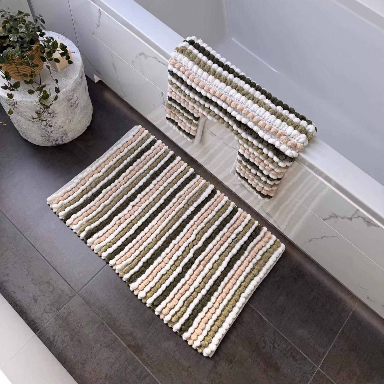Allure Bath Fashions Green Striped Chunky Bobble 2 Piece Bath Mat and Toilet Mat Set – 2
