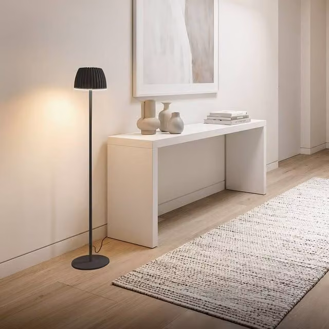 Briloner LED Floor Lamp in Black with Warm White Light, Dimmable, USB, and Touch Control, Height: 124 cm
