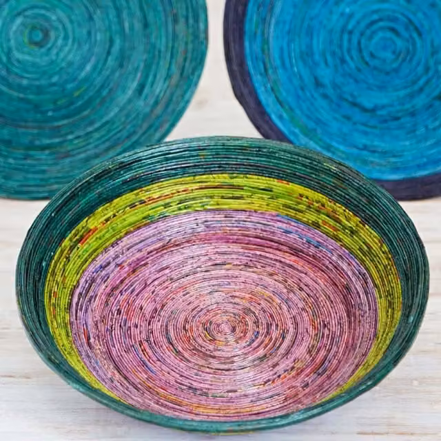 Paper High Round Recycled Newspaper Bowl in Green and Multicolour, Size: XL